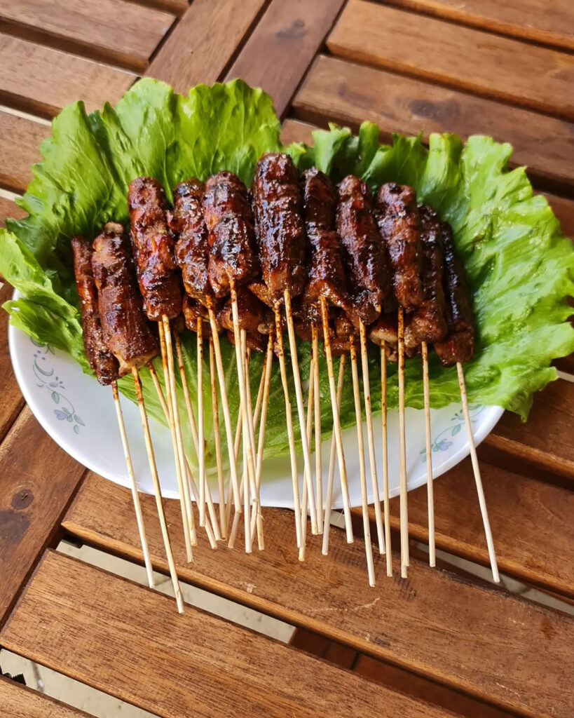 makanan khas jawa timur - sate ayam