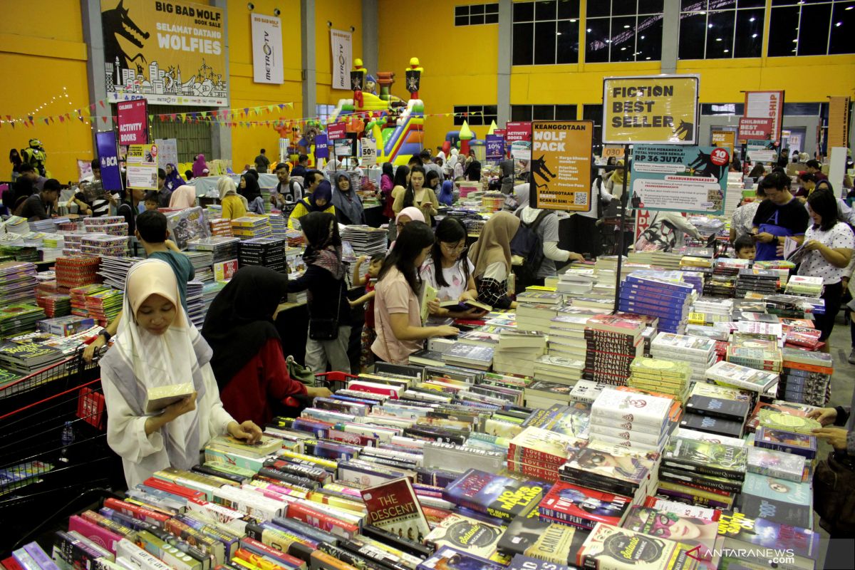 pameran buku